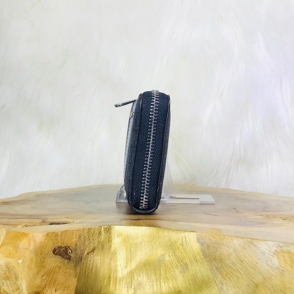 Michael Kors Center Stripe Leather Wallet - Picture 3 of 8